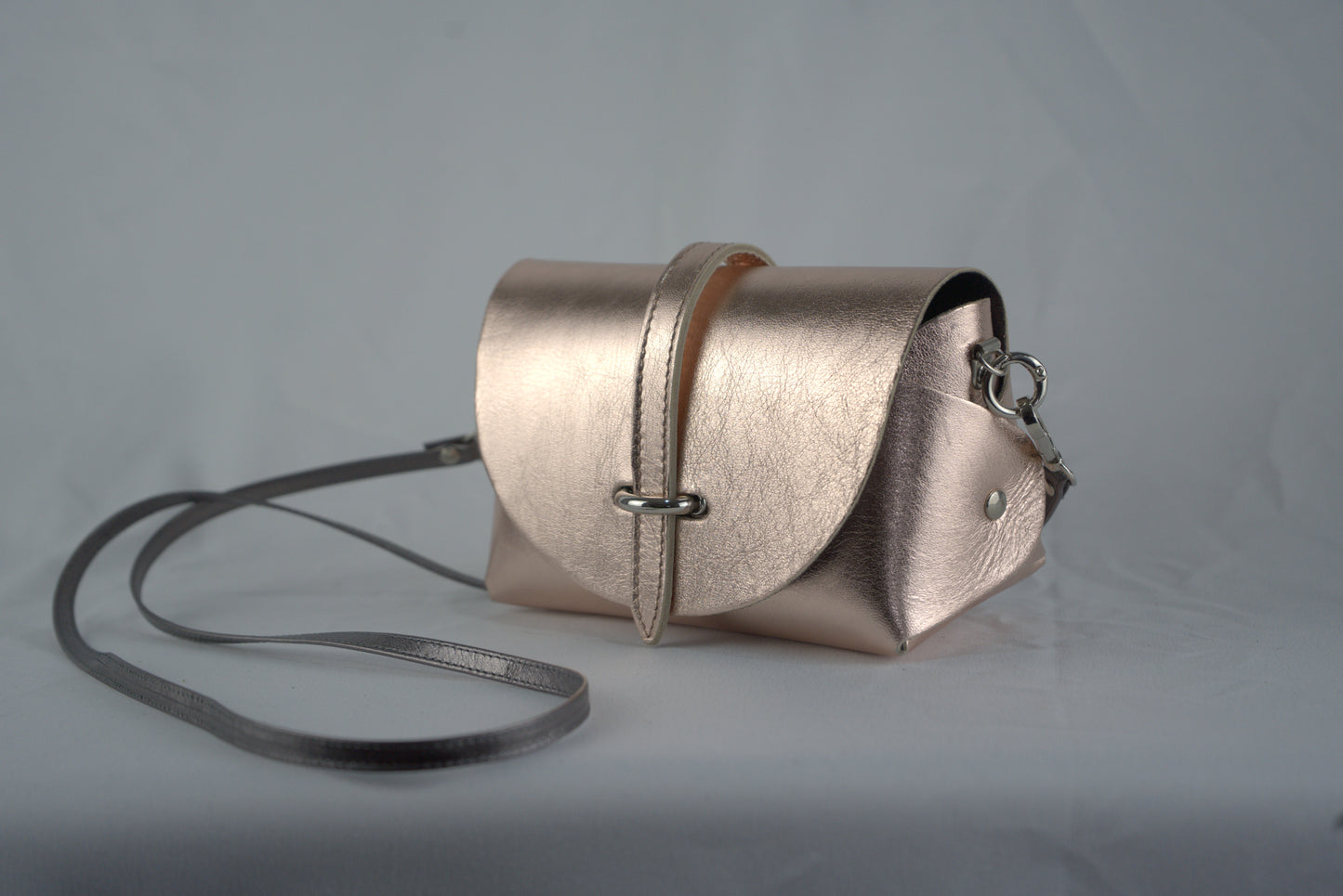 Mini bag con pellami pregiati