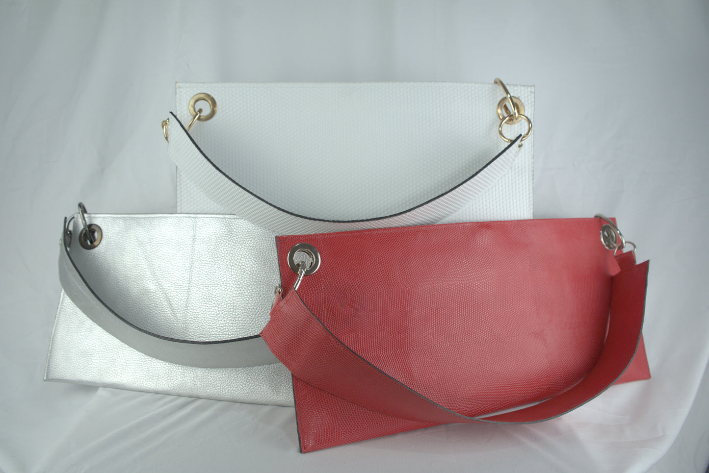 Borsa piatta martellata