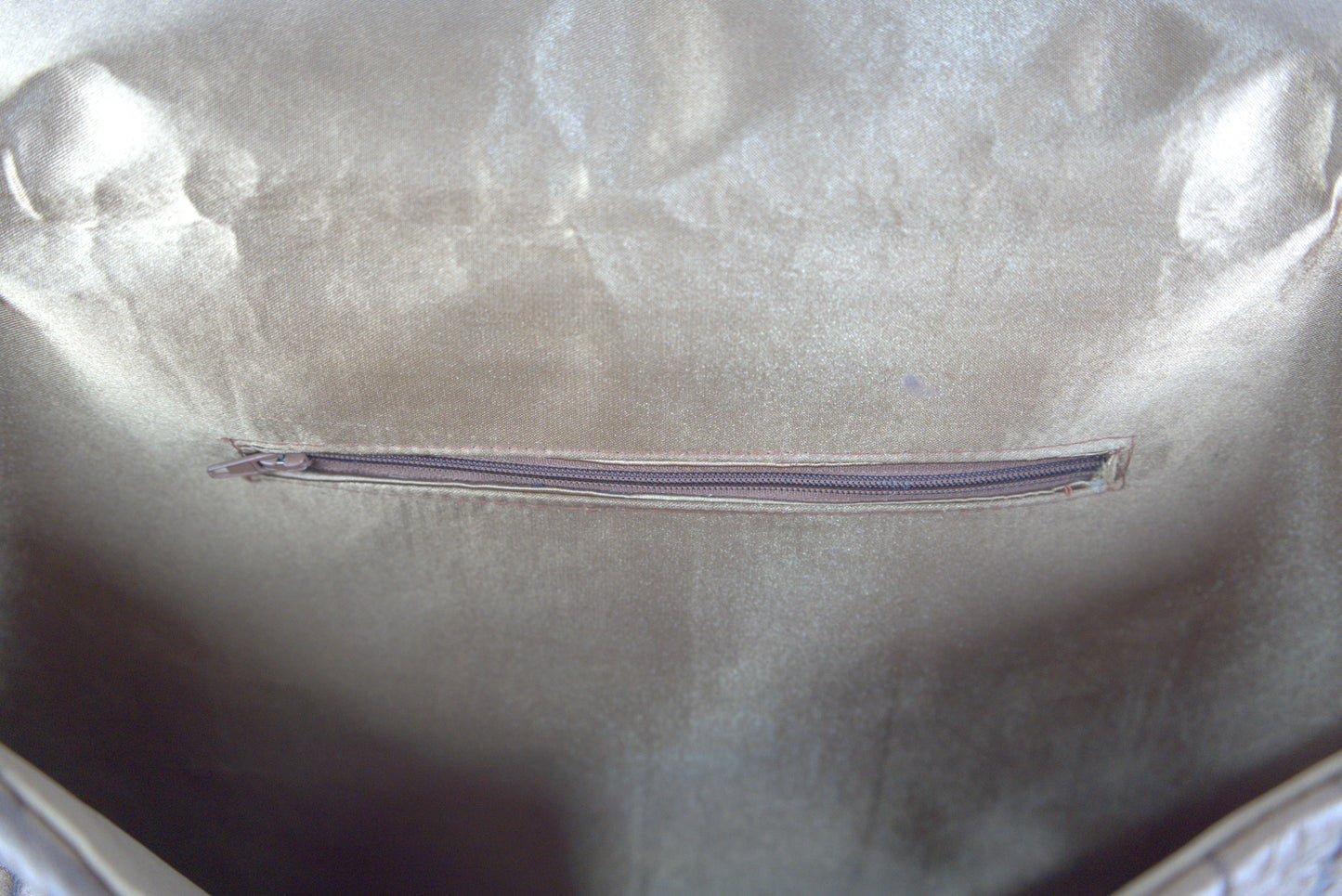 Pochette grande stampa caimano