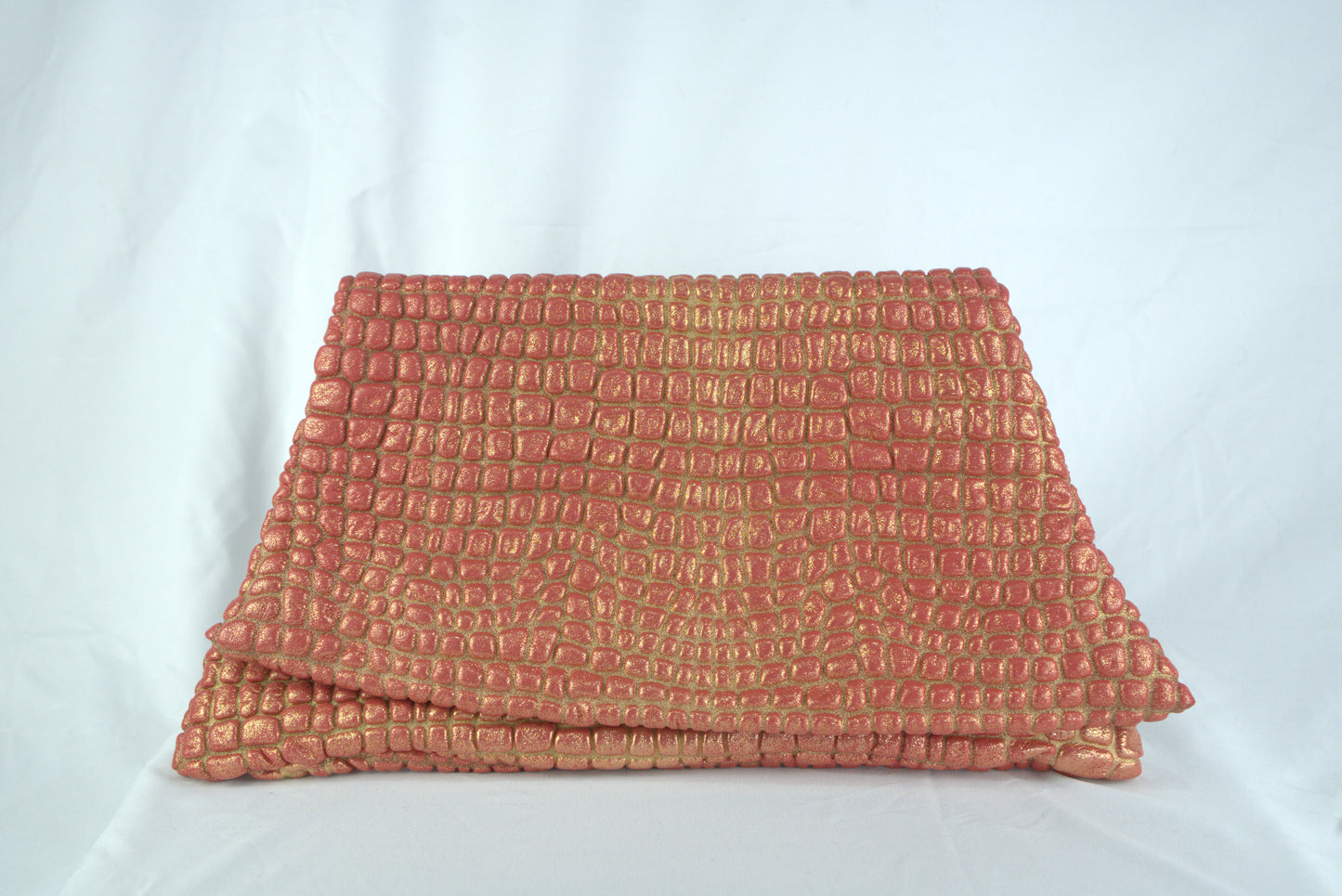 Pochette grande stampa caimano